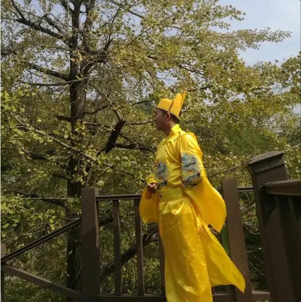 

China Ming dynasty emperor clothing prince retro chinese style costume hanfu Yellow Dragon gown robe + Hat Unique handsome Guy