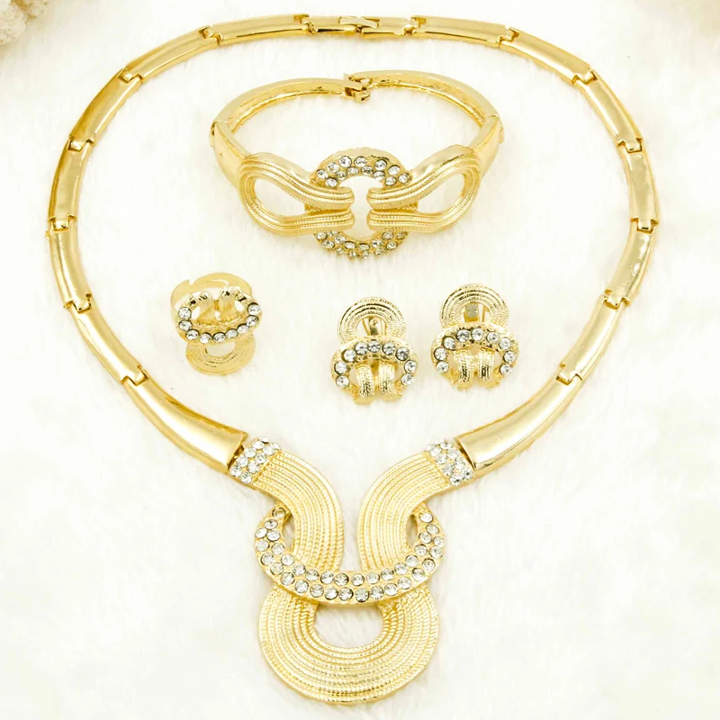 

2019 Retro Jewelry European Style Gold Jewelry Set, Unique Design Large Pendant Crystal Necklace Wedding Jewelry Set for Women