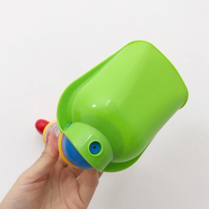 low cost  kids beach toys sand toysMulti-purpose squirt gun for beach children dig sand shovel rake baby wate