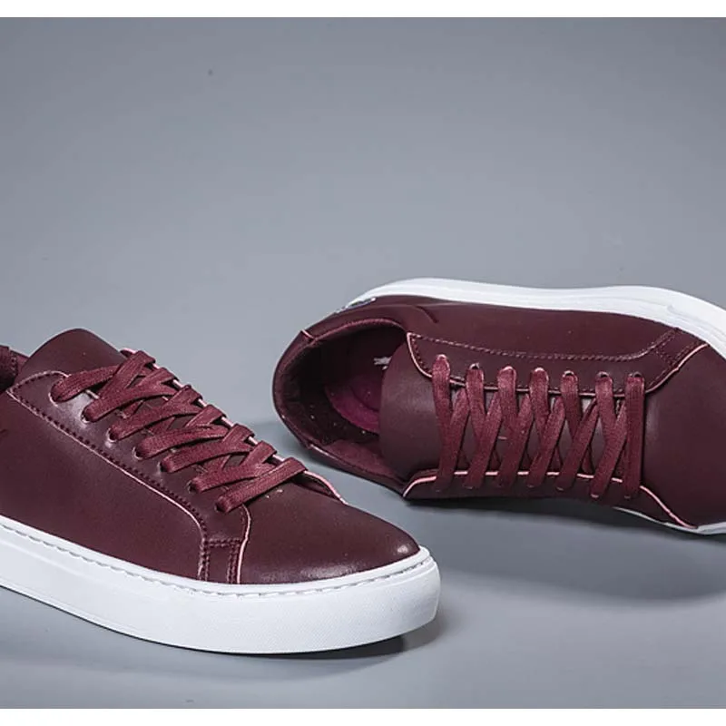 2019 Hot Sport Shoes comfortable Male Flats Breathable Wear Resistant Summer Men Lightweight Skateboarding Sneaker High Quality