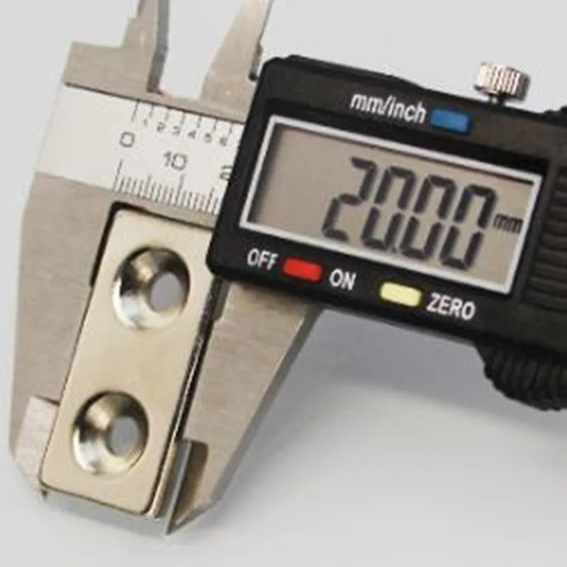 1 шт./лот F 40x20x5 мм отверстие 5 мм N35 Сильный квадратный NdFeB редкоземельный магнит 40*20*5 мм 2 отверстия 5 мм 40 мм x 20 мм x 5 мм