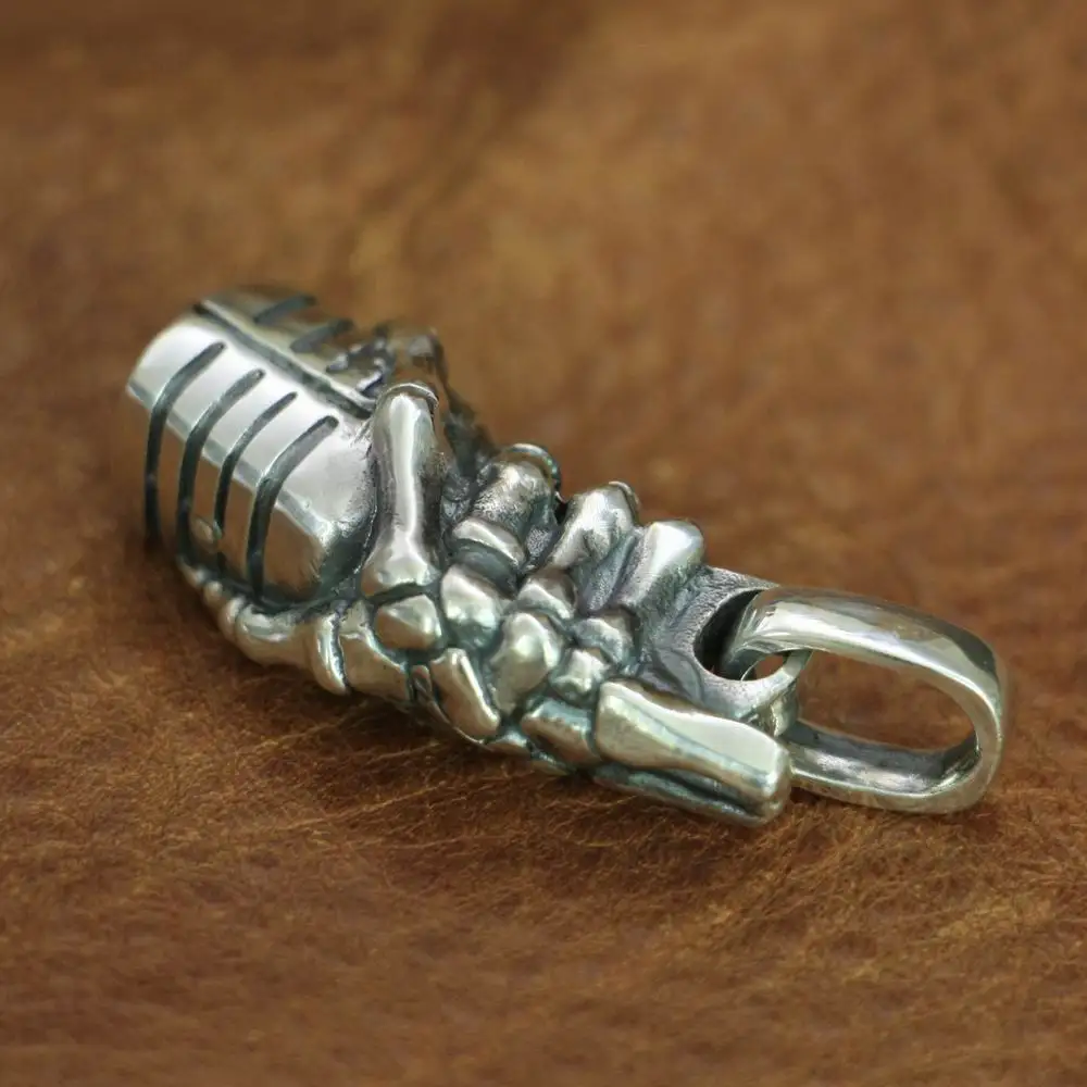 

925 Sterling Silver Details Skull Hand Microphone Mens Biker Pendant TA150