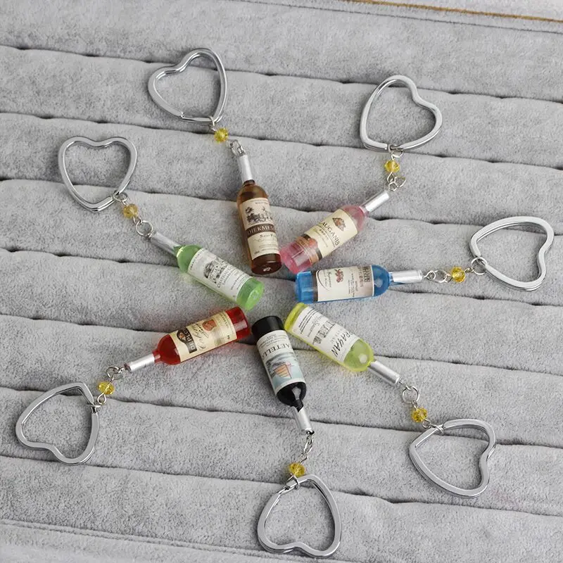 

1pc Wedding Birthday Decoration Boy Girl Beer Bottle Keychain Bag Hanging Pendant Bachelorette Hen Party Baby Shower Decor Gifts