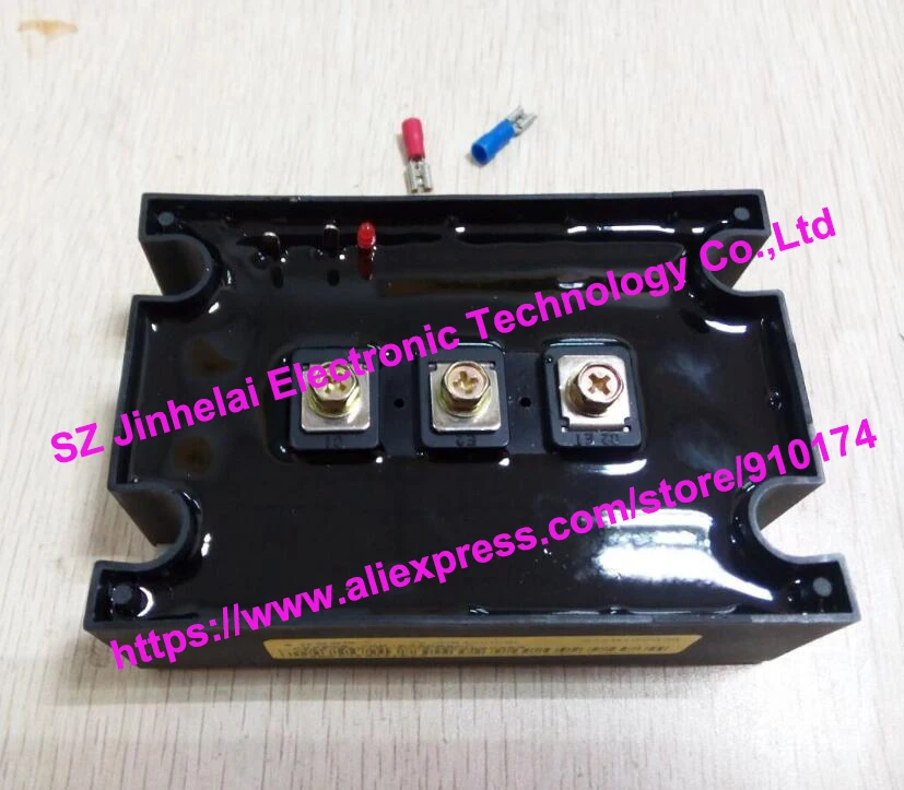 New and original SDM40200D GOLD Single phase DC solid state relay 480VDC 200A 4-15V OR 15-32V New and original SDM40200D GOLD Single phase DC solid state relay 480VDC 200A 4-15V OR 15-32V