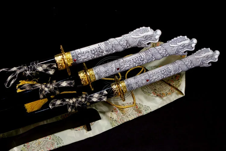 S0531 BRASS DRAGON HIGHLANDER DUNCAN MACLEOD TSUBA KATANA SAMURAI SWORD LOT 3 W/ 3-TIER STAND 41