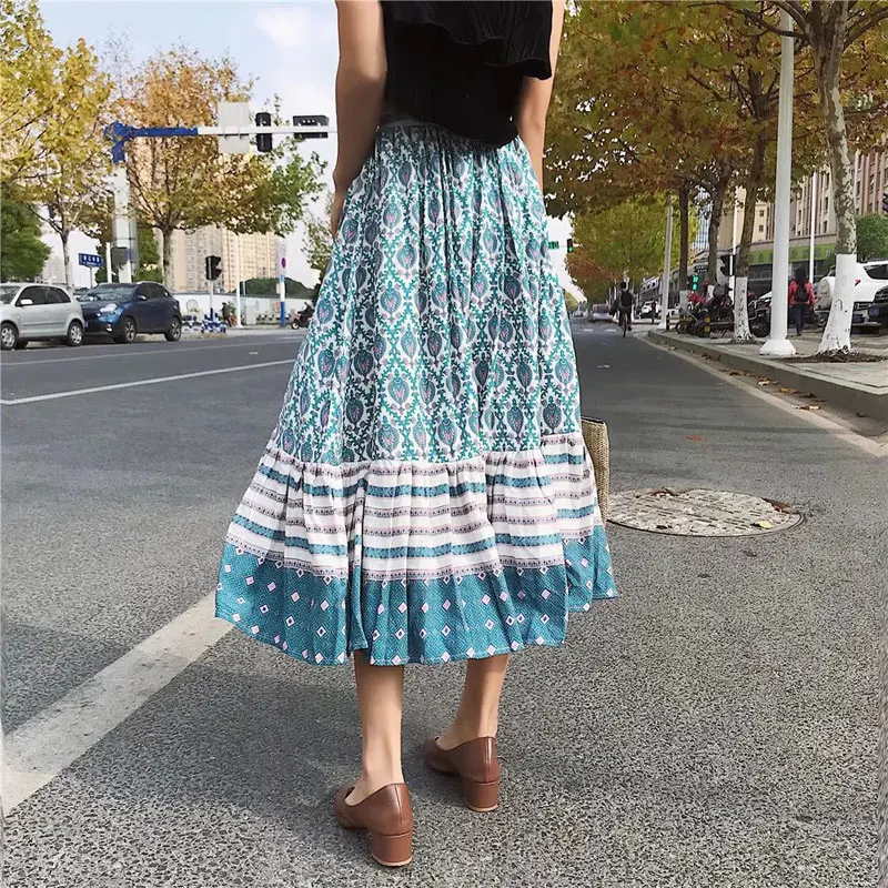 

Chic Hippie Women Beach Skirt 2019 Gypsy Oracle Boho Elastic Waist Print Holiday Midi Skirts Saia Big Ruffled Hem Female Jupe