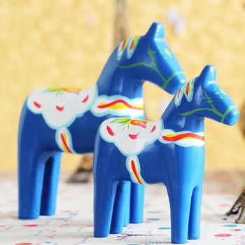 

2PCS/SET Northern Europe Sweden Darla Trojans Wooden coloured drawing Horse Handmade Animal Crafts