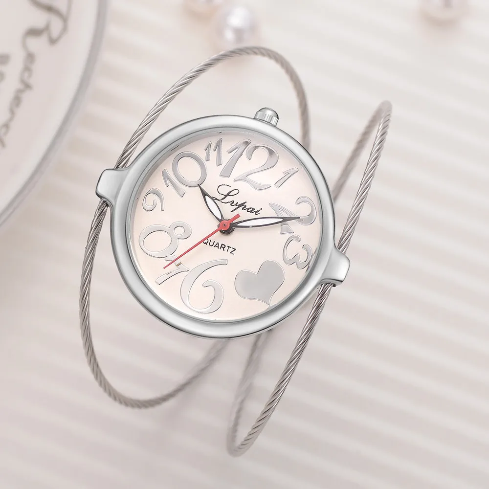 Fashion Women's Exquisite bracelet Watch fashion time Quartz Watch For A birthday present Gift For 2018 Ladies Fashion Clock Fashion Women's Exquisite bracelet Watch fashion time Quartz Watch For A birthday present Gift For 2018 Ladies Fashion Clock