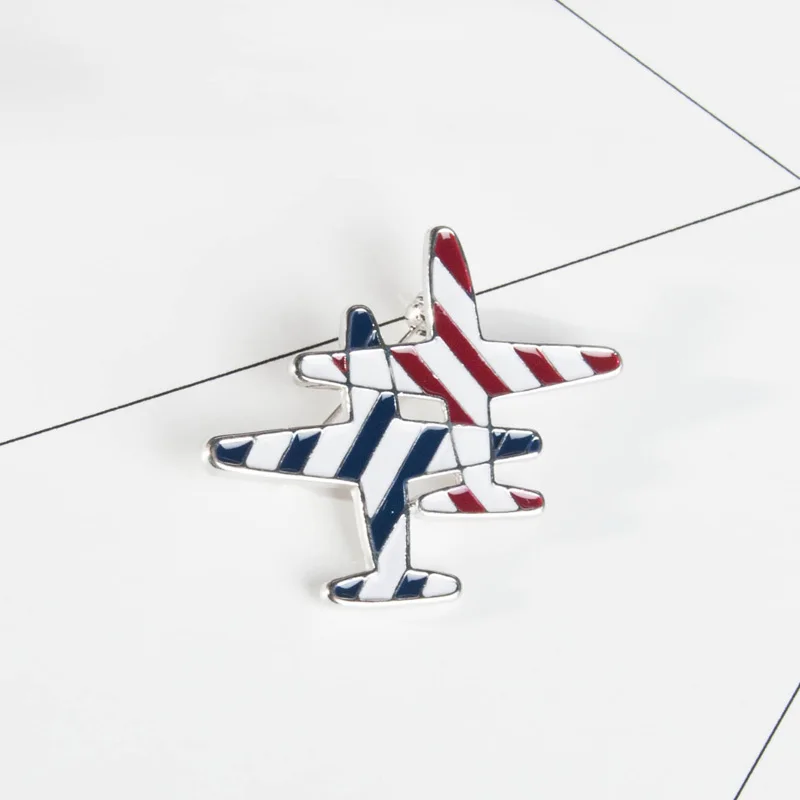 New Design Cute Enamel Silver Color Lucky Double Planes Brooch Trendy