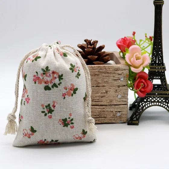 10pcs/lot Cute Linen Drawable Cotton Bags 9x12cm Handmade Travel Packaging Pouches Dry Small Cloth Jewelry Cotton Bags for Party - Цвет: pink small flower