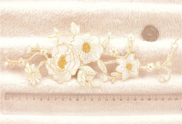 Beautiful Peony Flowers Iron On Cloth Patches 9 Colors - White