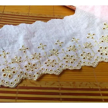 

Eyelet Lace Gold Embroidered Fabrics White 3D Flower Swiss Cotton Voile Lace 10cm
