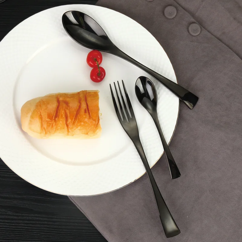 Black flatware set (2)