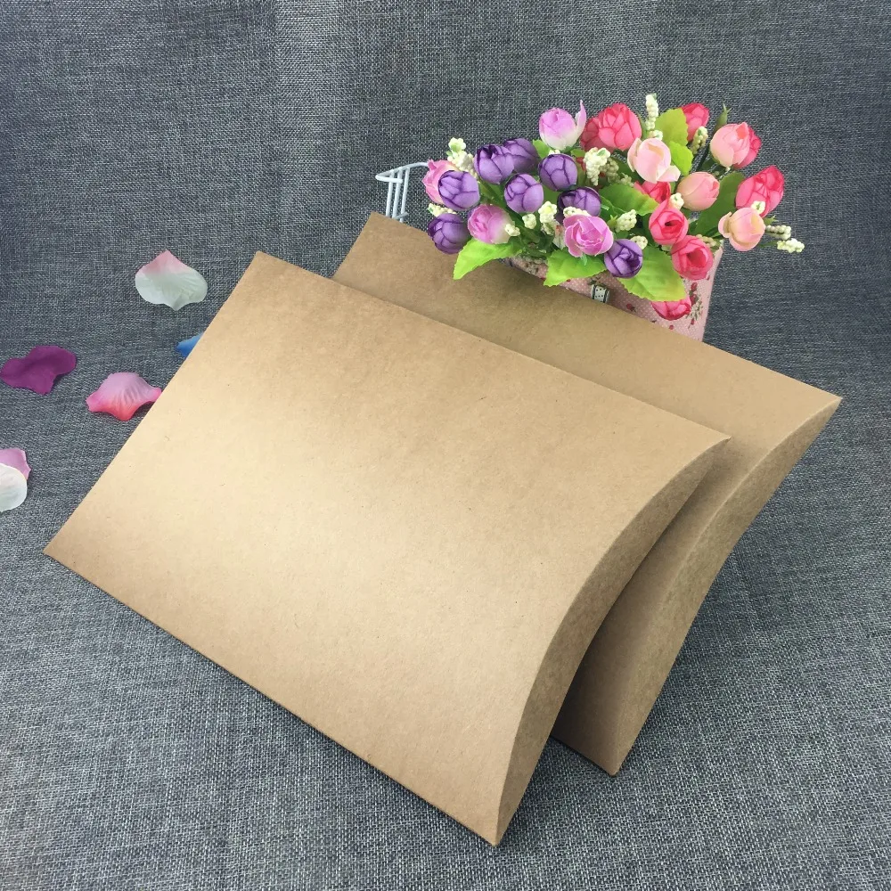 

100pcs/lot Paper Candy Box Wedding Gift for Guests Wedding Favors and Gifts Boxes for Party Favors New Year Christmas Decoration