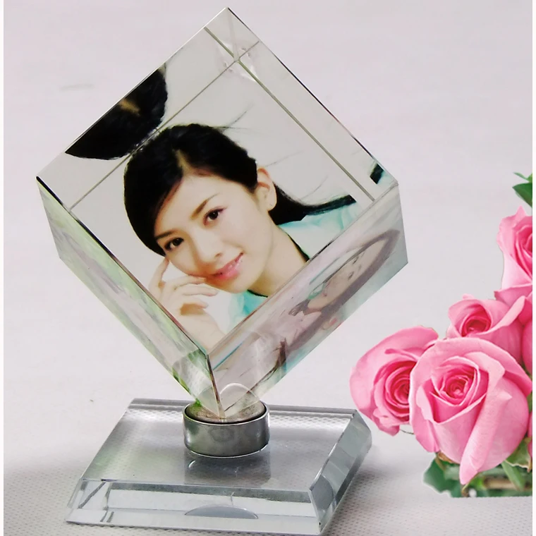 Desk top decoration crystal photo frame color printed rotating crystal