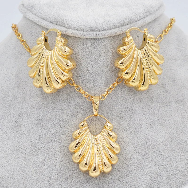 

Sunny Jewelry Fashion Jewelry 2019 Big Hoop Earrings Pendant Necklace Women Exquisite Jewelry Copper Leaves For Party Birthday