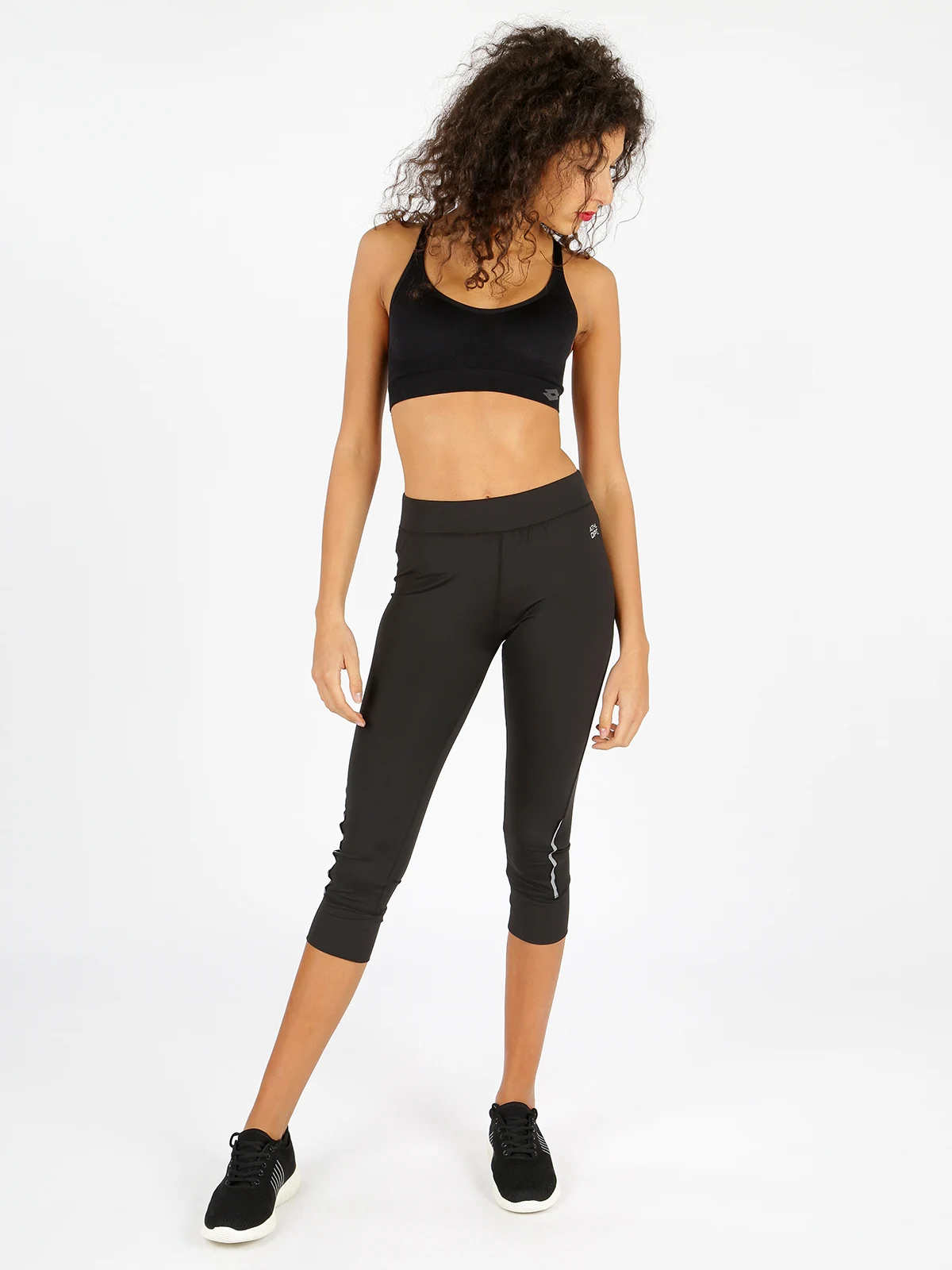 Ursula V Бюстгальтер pad s m l W Top спортивный черный| |