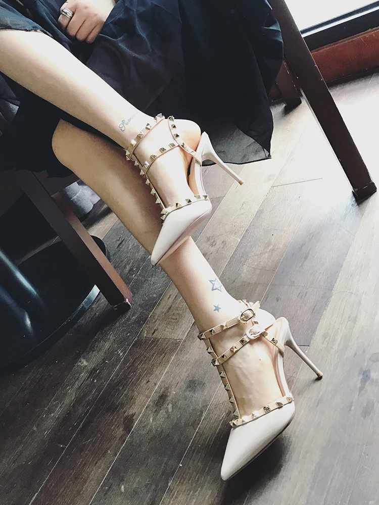 

Studded high heels female summer fine with spring sexy Liu Ding pointed shallow mouth single shoes female 2019 spring new women'