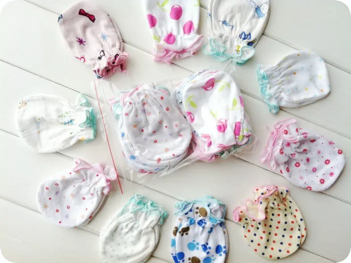 Free shipping newborn Mittens baby Scratch Mittens,baby gloves ,cute, comfortable, elastic