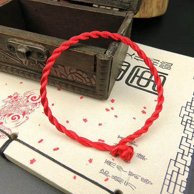 

1PC Fashion Red Thread String Charm bangle Lucky Red Green Handmade Rope for Women Men Jewelry Lover Couple