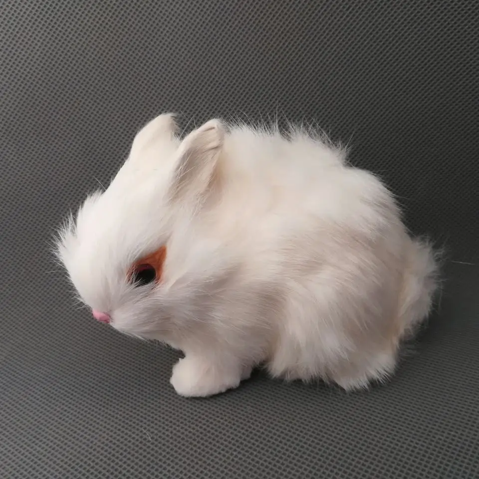

Игрушечный Кролик из полиэтилена и белого меха, примерно 13x7x10 см