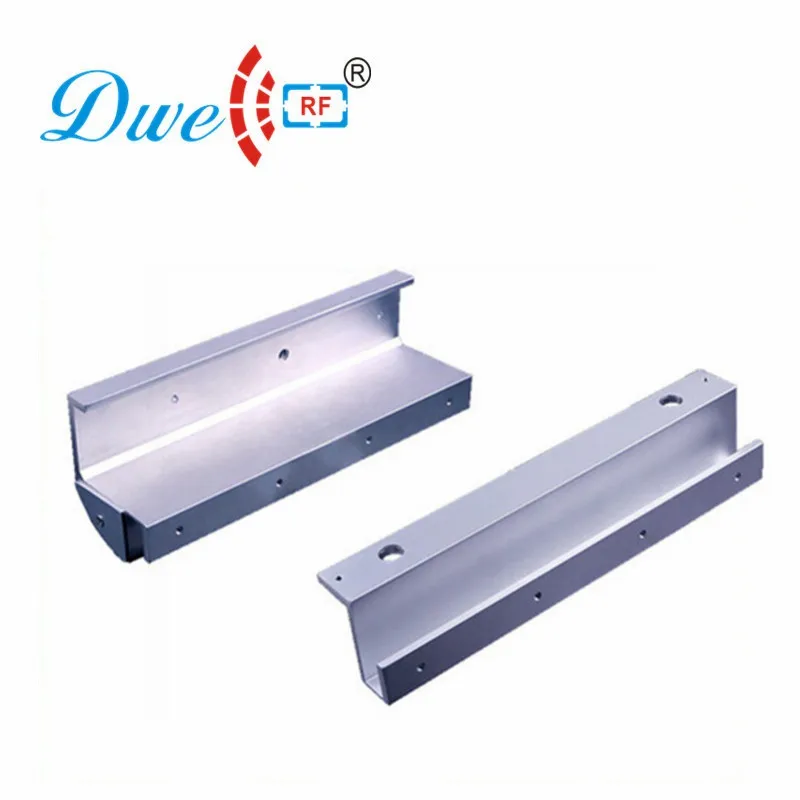 Door lock bracket