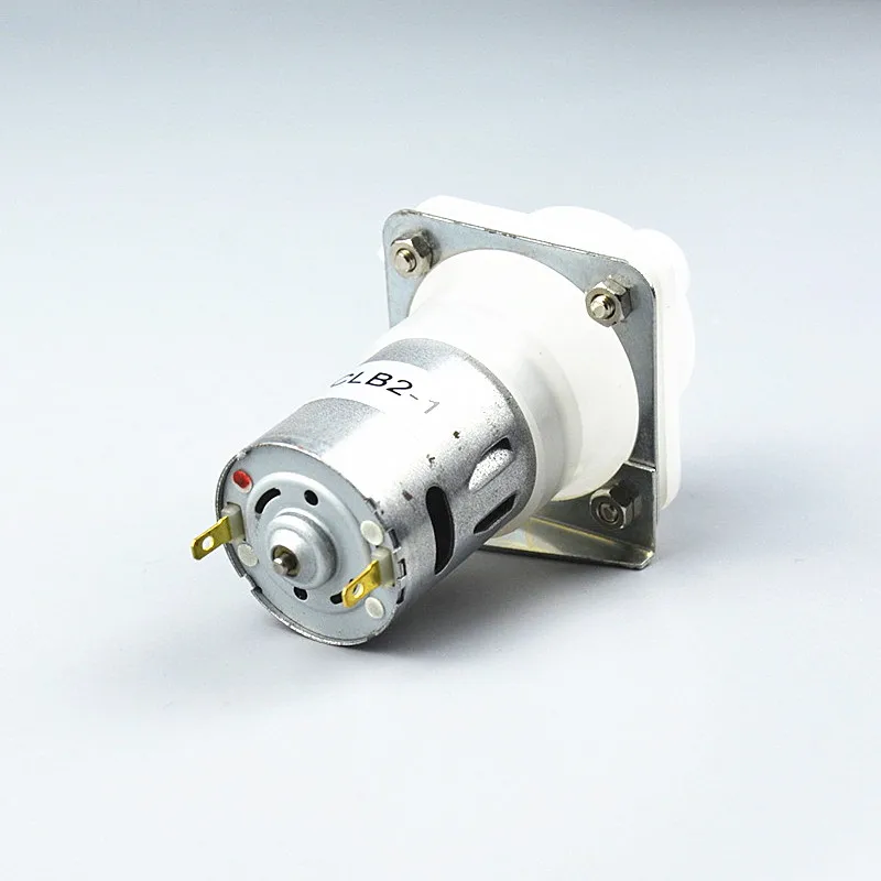 

24V DC micro magnetic pump flow 3.2L / Min (m3 / h) head 1.5 (m) power 7.5W