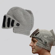 Новая смешная шапка мужская шапочка Skullies вязаная шапка Римский гладиатор всадник вязаная шапка зима римская съемная маска шапки для мальчиков ручной работы WH096
