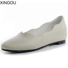 Повседневная кожаная женская обувь из натуральной кожи; однотонные женские лоферы; Простые Балетки с круглым носком на весну-осень; три цвета