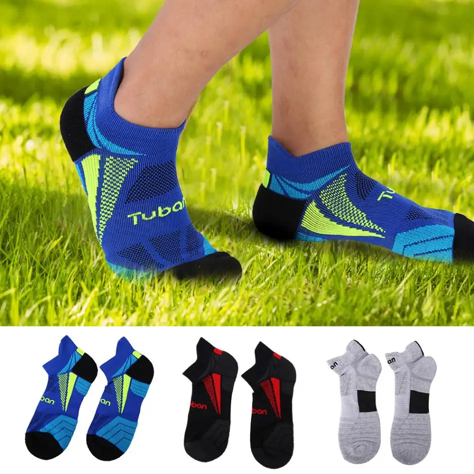 

Cotton Men Running Socks All Season Professional Sports Breathable Sweat-Wicking Soft Compression Socks for Running Basketball