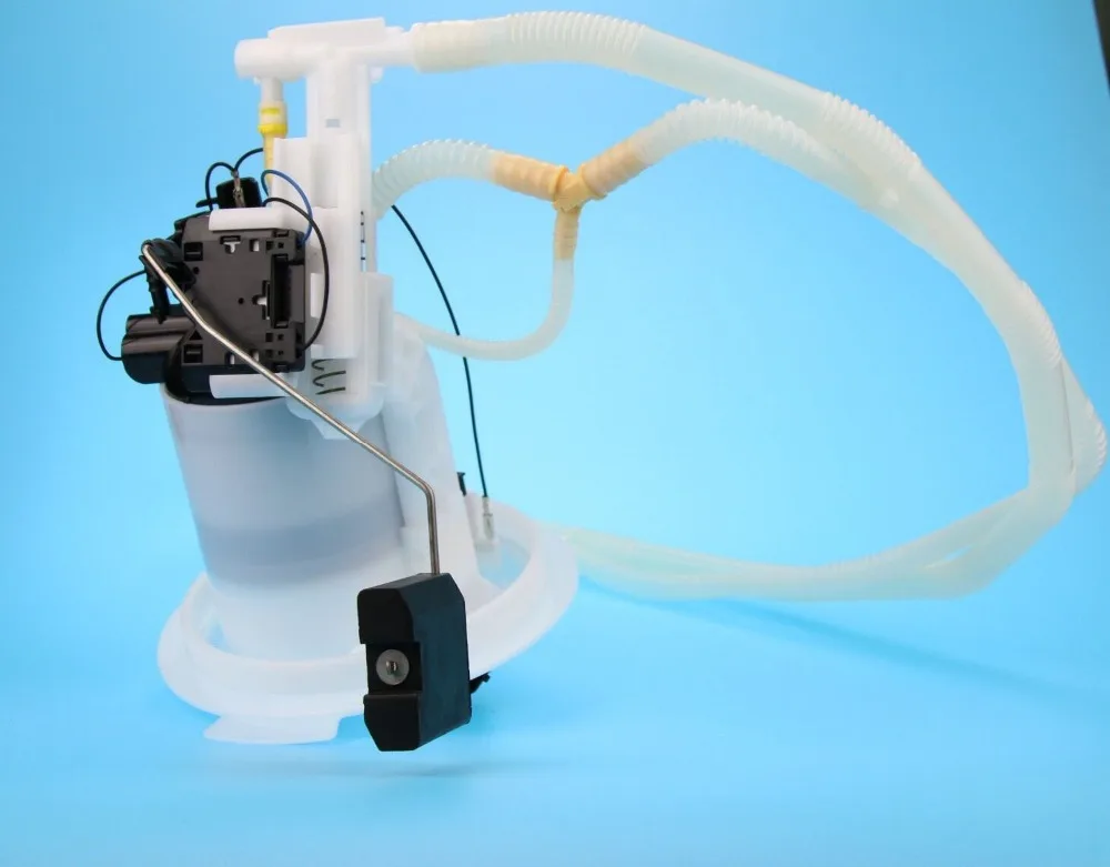 NEW Fuel Filter Fuel Pump Assemly Filter For Mercedes Benz E Klasse