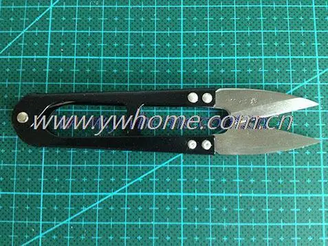 

Free Shipping Handmade Leather Diy Tool High-carbon Stainless Steel Small Sharp Scissors Black For Craftools B220