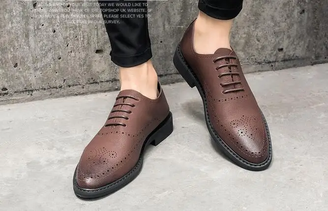 Respirável chocolate Pequenos Sapatos Casuais Brogue De Oco Esculpido Dos Couro Britânico Homens Juventude Preto Aumentar Tendência SZ4q4tOw