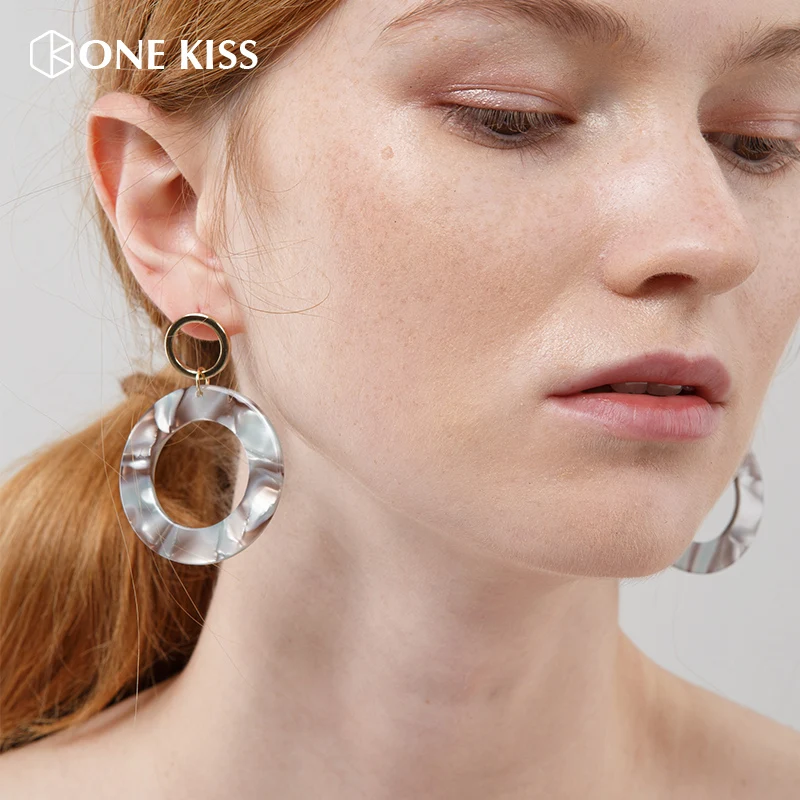 

New Fashion Geometry Circular Round Drop Earrings For Women Elegant Design Acrylic statement Dangle Earring Party Jewelry Gift