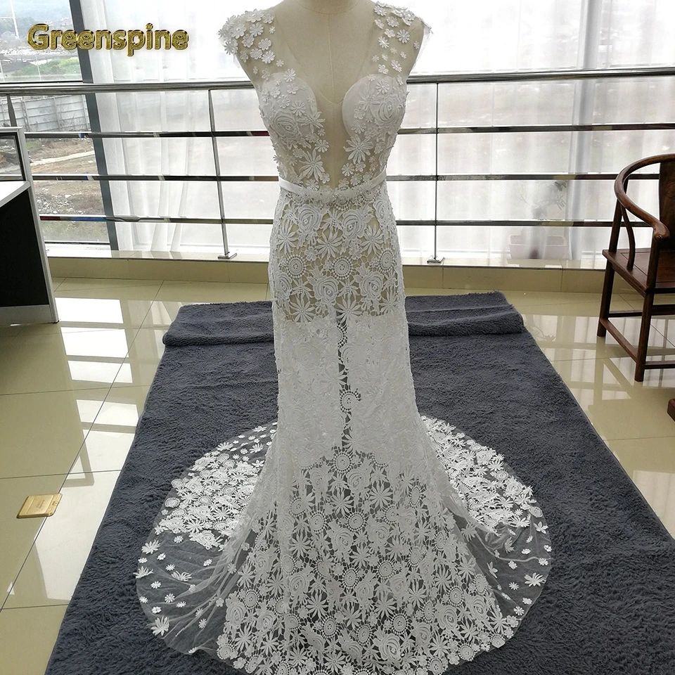 

Greenspine Wedding Dress Bridal Gown 2018 High Quality Elegant Appliques Sashes Lace Illusion Mermaid V-neck With Train A227