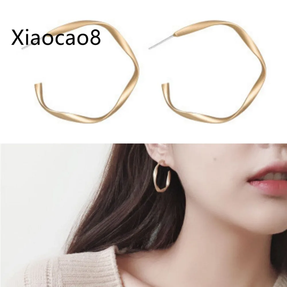 

Trendy Women Simple Stud Earrings Fashion Metal Geometric Earrings All Match Earring Jewelry Wholesale Gold Pendientes Brinco