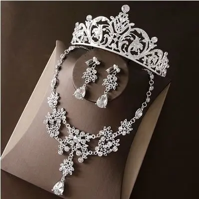 2017 New Silver Crystal Necklace Earrings for Women Wedding Jewelry Sets Whit K Plated Bridal Jewelry Sets With Tiaras & Crowns (1)