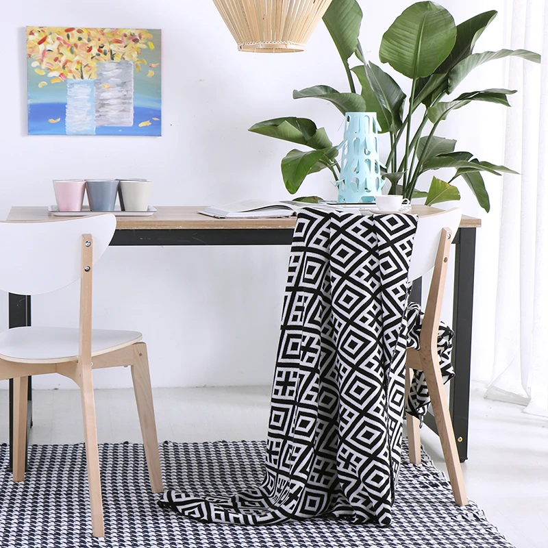 

Cotton Classical Style Black And White Pattern Leisure Blankets For Beds Fleece Warm Sleeping Bedspreads Sofa Plane Travel Soft