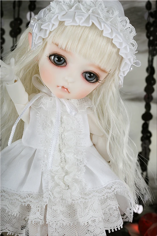 

Free shipping BJD SD Doll 1/8 LEA A birthday present High Quality Articulated puppet Toys gift Dolly Model nude Collection