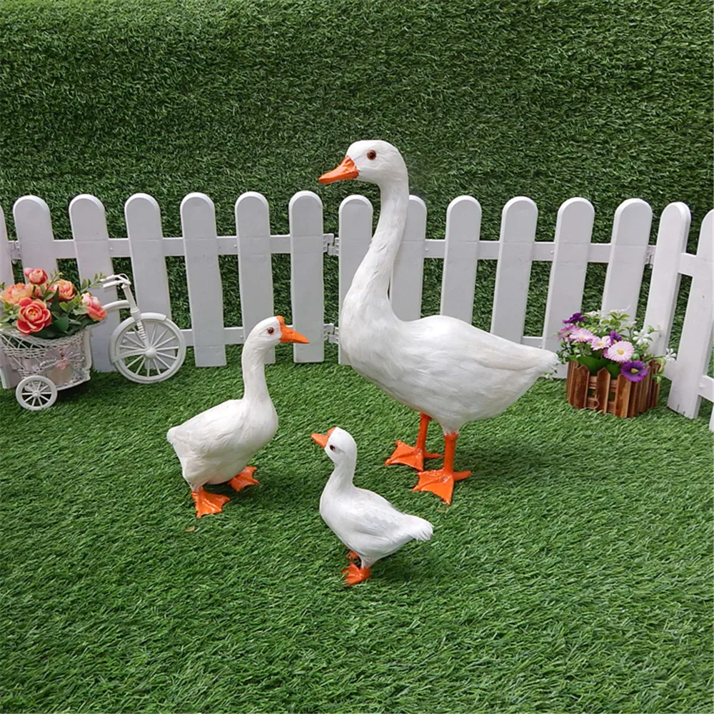 

Fancytrader Simulation Animal White Swan Plush Toy Doll Realistic Handmade Plastic& Fur Goose Model Gifts for Children