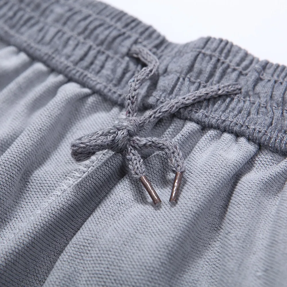 2833099440_1009321213