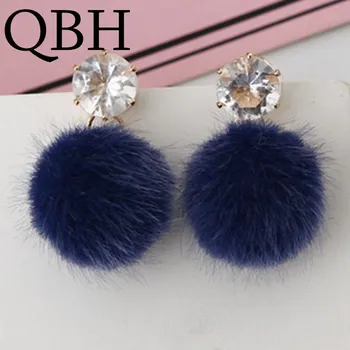 

Korean Sweet Hair Ball Stud Earring For Women Jewelry Black Red Crystal Female Personality Simple Pink Plush Fur Earing