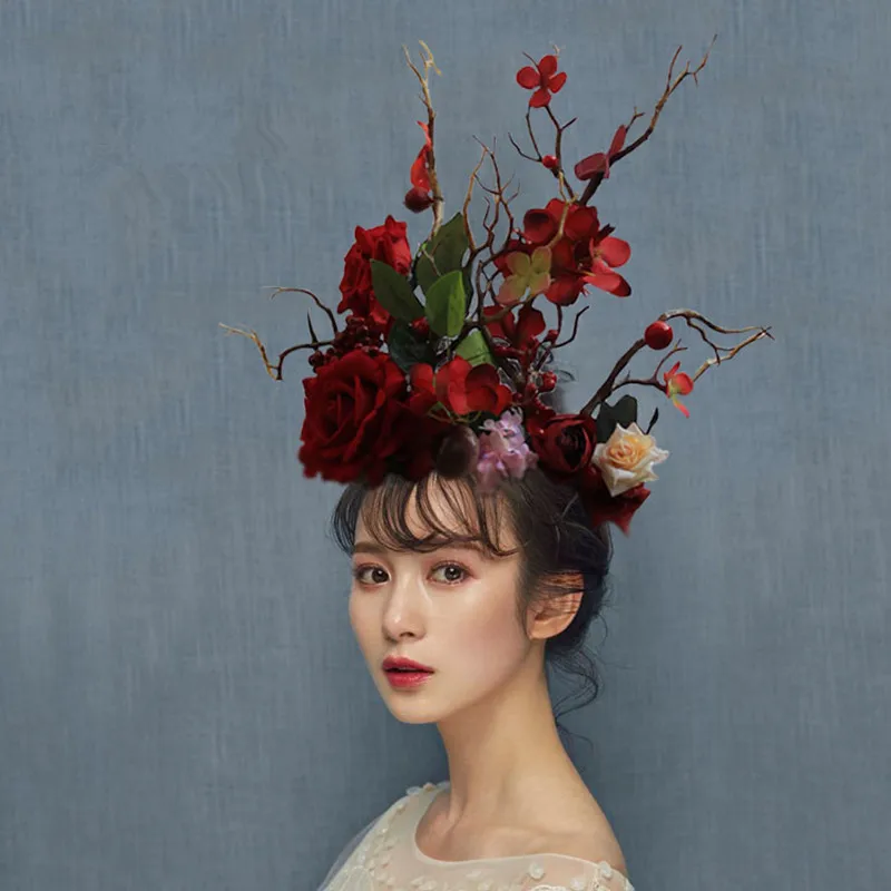 

Red boughs, antlers and exaggerated headgear stage show the crown wreath of the bride Free Shipping