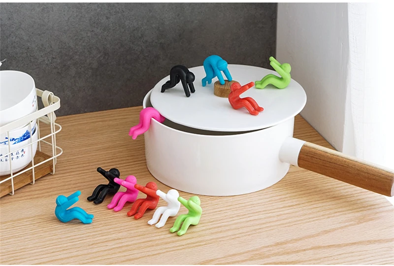 Kitchen Creative Silicone Spill-proof Villain Raise Lid Heightening for Pot Cover Anti-overflowing Phone Holder Stand