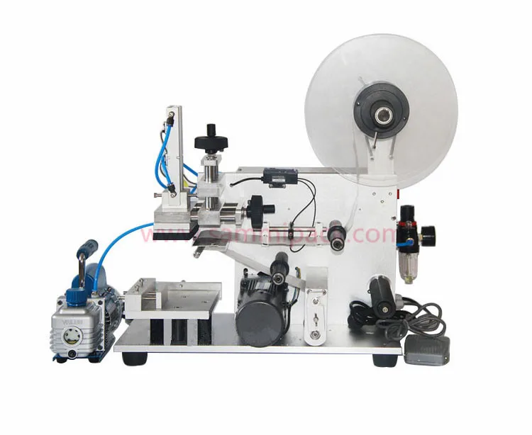 

Semi-automatic flat bottle labeling machine