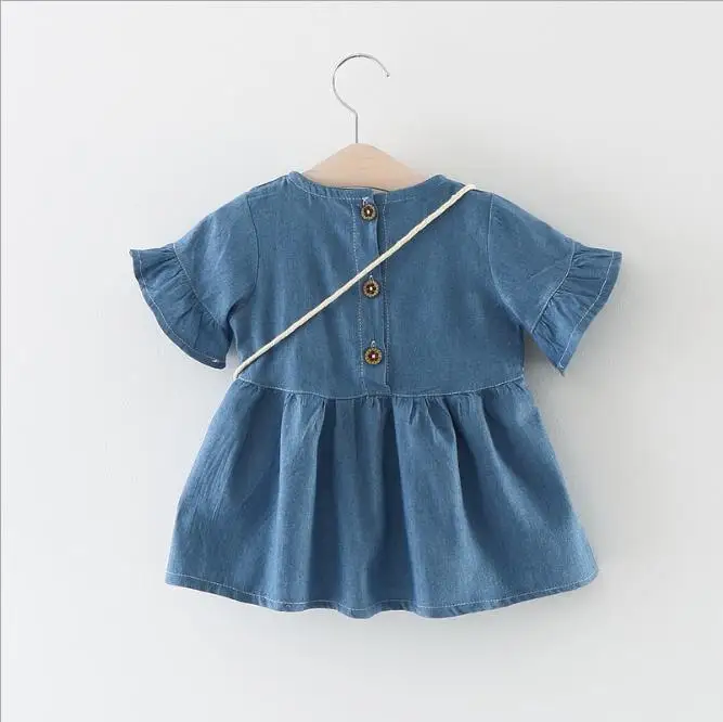

To the height of 90cm children,2017 new,playful cat satchel, dress,free shipping ,Denim