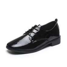 Новинка года; кроссовки; женская обувь; оксфорды; женские лоферы на плоской подошве; обувь из лакированной кожи без шнуровки на платформе; женская обувь на шнуровке