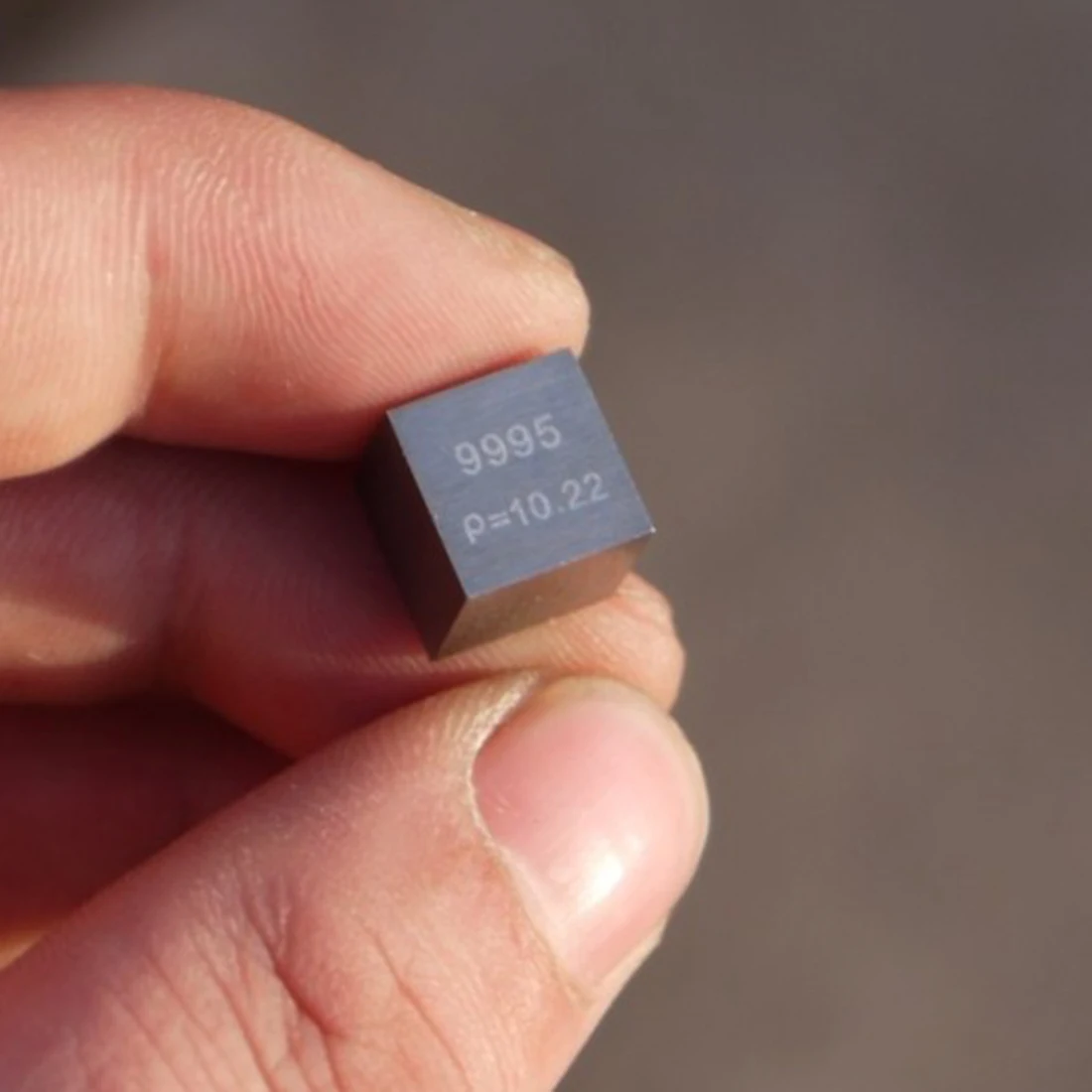  High Pure 10 x 10 x 10mm Wiredrawing Metal Molybdenum Cube Periodic Table Of Elements Cube For Stud