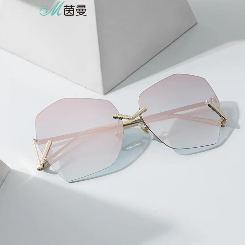 INMAN 2019 Metal Frame Light Silver Color Sexangle Shape UV Sunlight Protect Sunglasses INMAN 2019 Metal Frame Light Silver Color Sexangle Shape UV Sunlight Protect Sunglasses