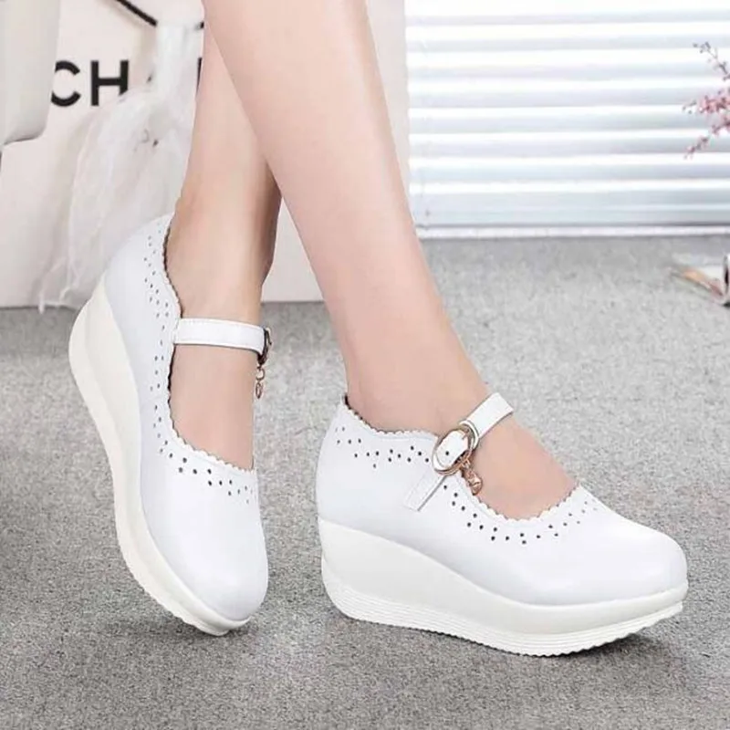 spring heel shoes